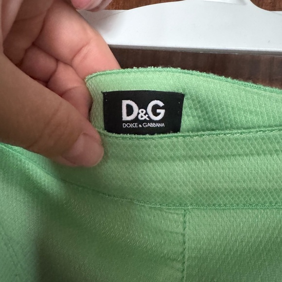 D&G women mint color shorts size IT42, very good condition. - Picture 8 of 9